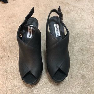 Steven Madden Galleria